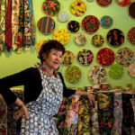 Amreican retiree with her store in Mexico